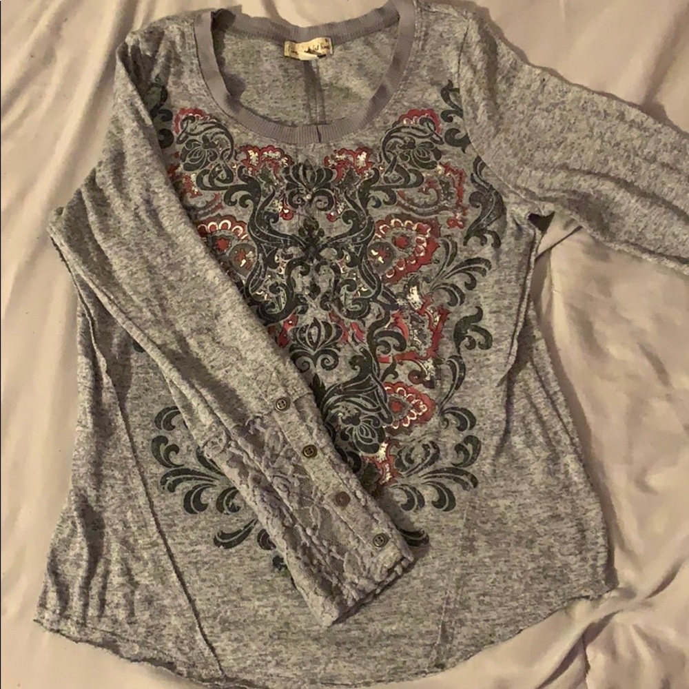 Live and let live gray long sleeve